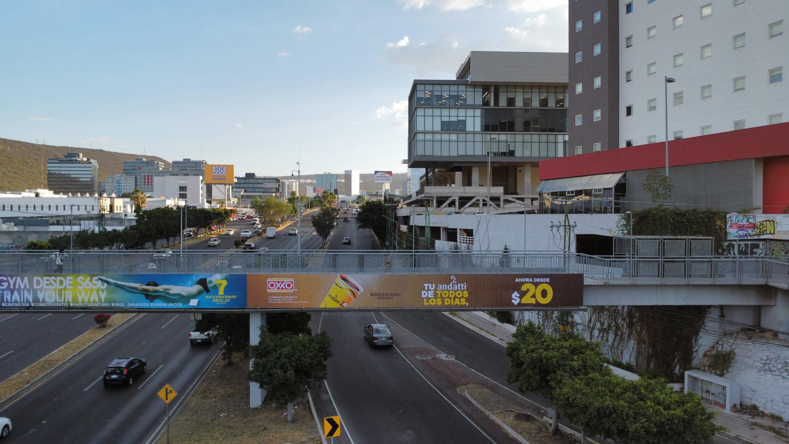 Publipuentes 2026: publicidad de alto impacto para dominar avenidas estratégicas 7 Publipuentes